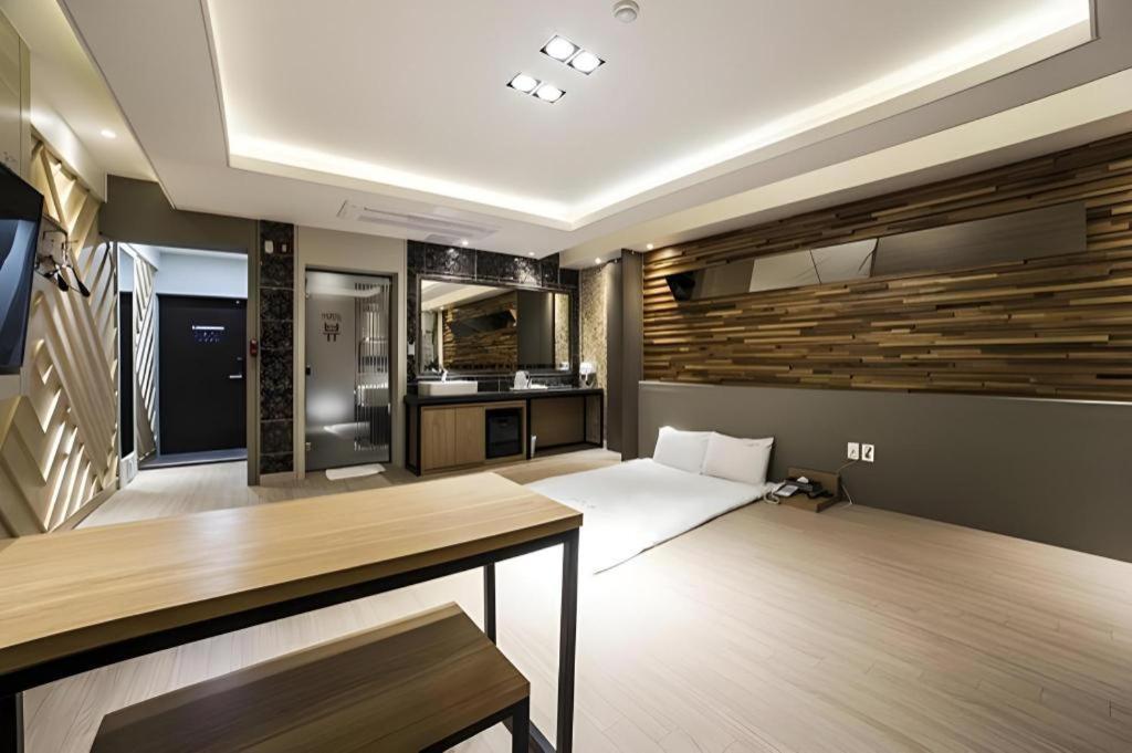 Pohang Hotel View Экстерьер фото